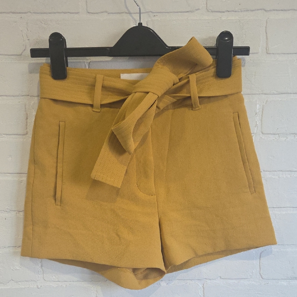 Wilfred High Waist Mustard Shorts with Bow